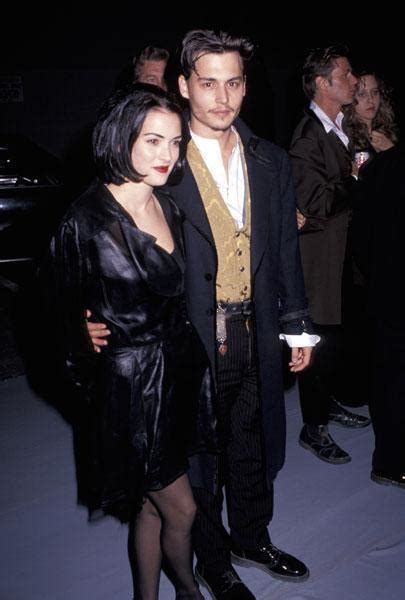 Edward Scissorhands Premiere - JOHNNY DEPP & WINONA RYDER Photo (11393635) - Fanpop