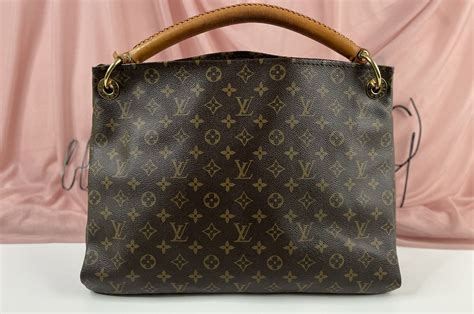 Louis Vuitton Artsy – Brand Bag Girl