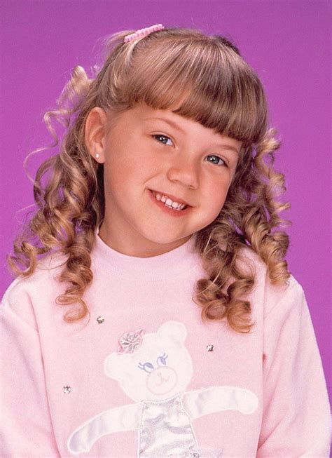 Jodie Sweetin as Stephanie Tanner | Full house, Full house cast, Full house characters