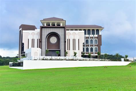 Suroor Asia: Masjid Yusof Ishak opens in Singapore