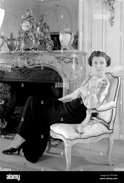 1930s countess of paris hi-res stock photography and images - Alamy