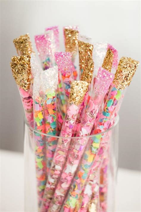 DIY - HOW TO MAKE DIY CONFETTI STICKS #2368076 - Weddbook