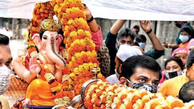 Pune: Ganapati processions get Metro height cap this year | Pune News - Times of India