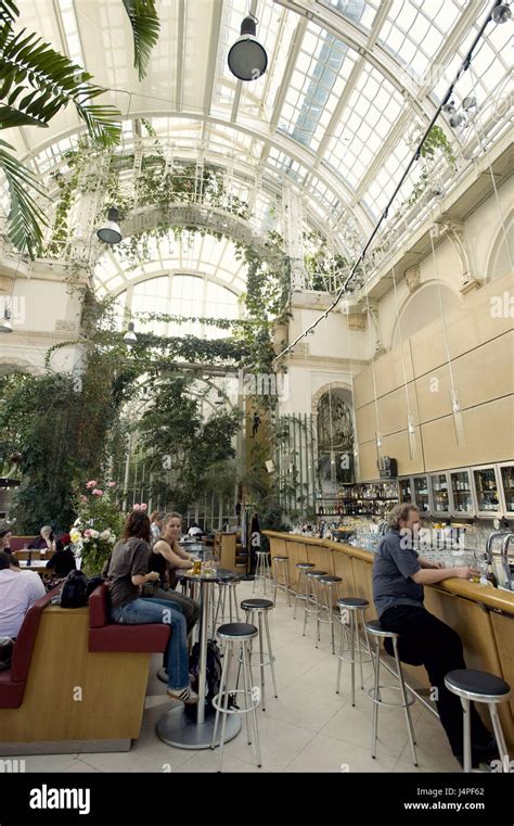 Austria, Vienna, castle garden, greenhouse, restaurant Stock Photo - Alamy