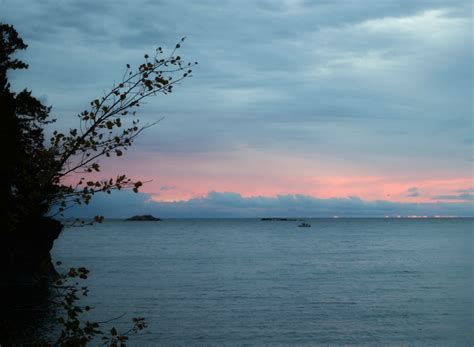 Photo of the Week: Sunrise over Lake Superior - Lireo Designs