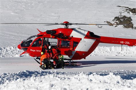 Dogs' barking leads to rescue of owners trapped in avalanche