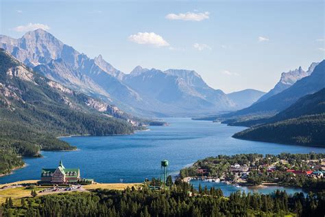 Waterton in The Fall & Winter – Lakes National Park – Bayshore Inn