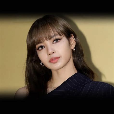 Lalisa Manoban Birthday