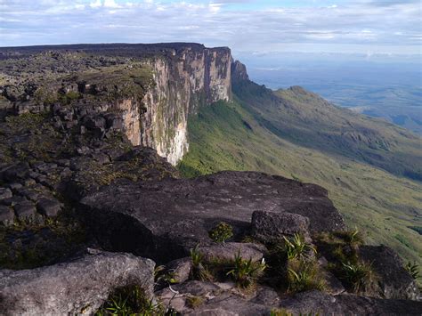 The Majestic Mount Roraima & Pacaraima Mountains | LAC Geo