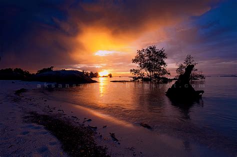 Sunset di Pantai Putat Belinyu Pulau Bangka - enjoybangka