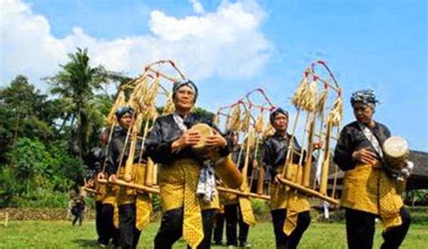 Mengenal Suku Sunda - Pesona Nusantara