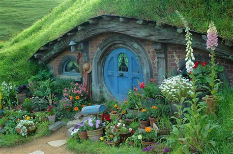 Behind the scenes of The Hobbit - Lonely Planet | Hobbit house, The hobbit, Hobbit garden