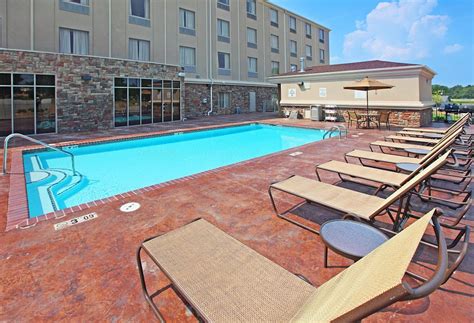 Holiday Inn Express Hotel & Suites Searcy Pool Pictures & Reviews - Tripadvisor