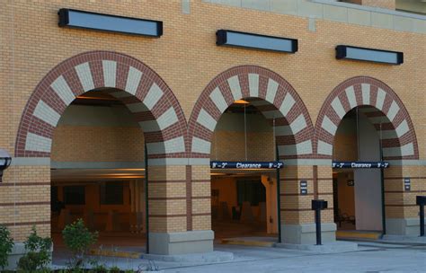 GVSU Pew Campus Parking Ramp - Pioneer Construction