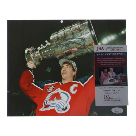 Joe Sakic Signed Avalanche 8x10 Photo (JSA) | Pristine Auction