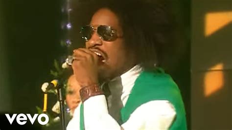 OutKast - Hey Ya! - YouTube