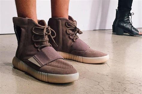 adidas Yeezy 750 Boost Brown - Sneaker Bar Detroit