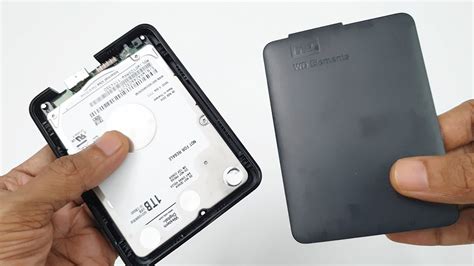 WD Elements 1TB external Hard Drive - Disassembly - YouTube