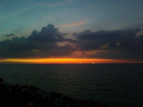 Mumbai Lens: Sunset and chana chor garam at Nariman Point – My Favourite Things