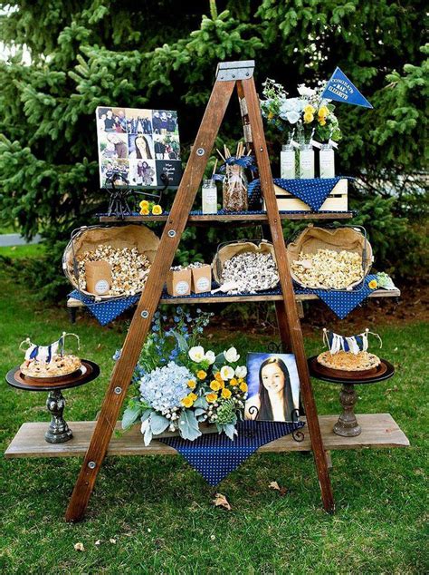 35 Fascinating Graduation Centerpieces Ideas | Table Decorating Ideas