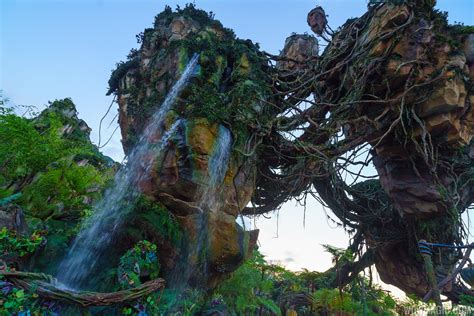 The Landscape of Pandora - The World of Avatar - Photo 27 of 28