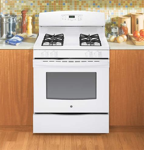 Customer Reviews: GE 30" Self-Cleaning Freestanding Gas Range White on White JGB630DEFWW - Best Buy