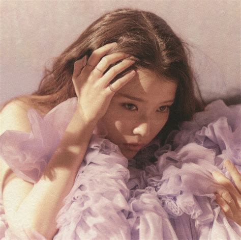 IU 5th Album 'LILAC' HILAC & BYLAC Versions[SCANS] | Kpopping