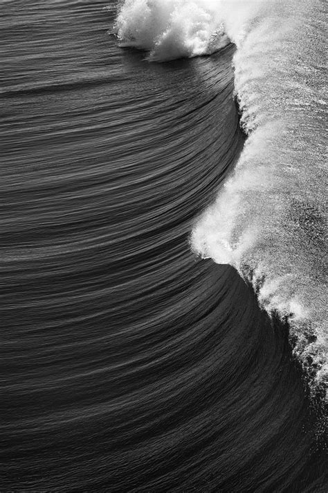 Surf.。Photography By :→: Kevin Jara ☆ | White photography, Black and white photography, Waves