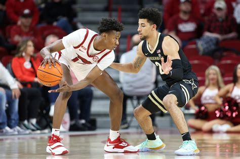 PHOTOS: Scottie Pippen watches Vanderbilt beat Arkansas