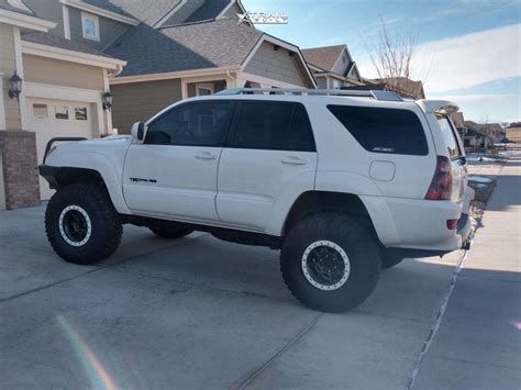 2004 Toyota 4Runner Wheel Offset Super Aggressive 3"-5" Suspension Lift ...