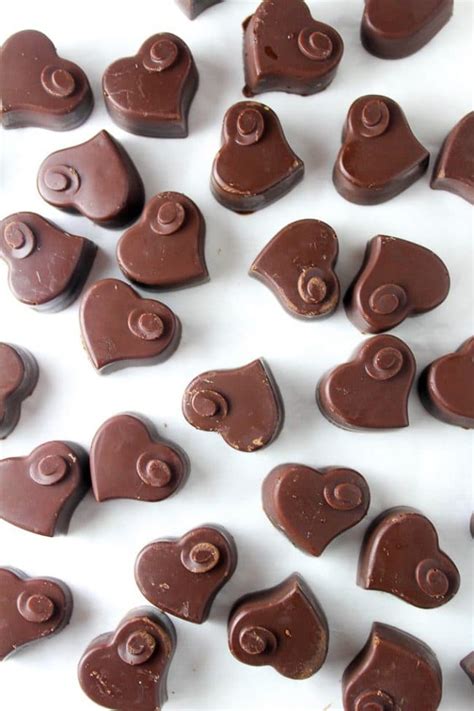 Homemade Dark Chocolate + Five Reasons to Eat More Chocolate - A Saucy ...