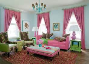 20 Classy and Cheerful Pink Living Rooms