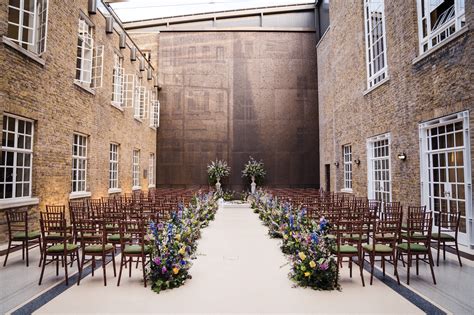 Intimate London wedding locations | Favourite small wedding spots