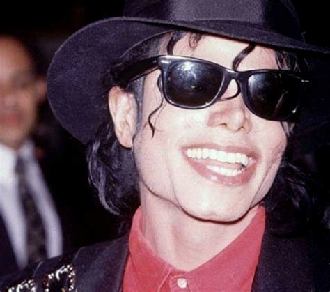 Most Beautiful Smile In The World / World's Biggest Superstar - Michael Jackson Photo (40955446 ...