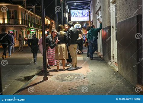 Bourbon Street by night editorial stock image. Image of easy - 163464239