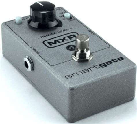 7 Best Noise Gate Pedals in 2022: Which Is Right For You? - Guitar Space