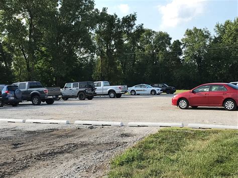 New gravel lot next to Bartholomew County Jail opens - The Republic News