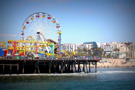 VIDEO: Afternoon at the Santa Monica Pier, California