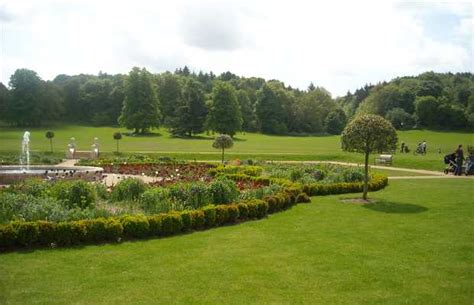 Reigate Priory Park in Reigate: 1 reviews and 50 photos