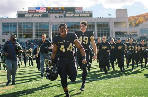 Bowl-bound Army looking to continue win streak over Navy | Article ...