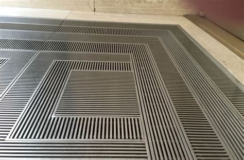 Entrance Floor Grilles & Metal Grates | Hendrick Manufacturing