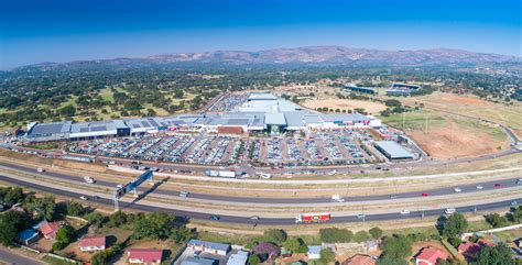 Rustenburg Mall opens in April 2021 – Moolman Group