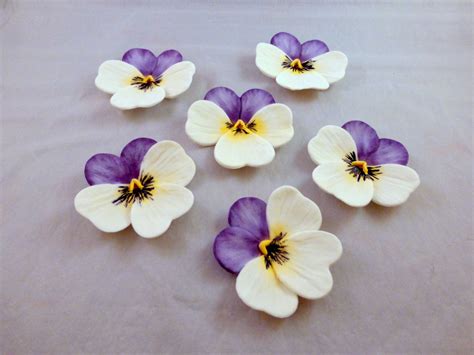 6 gumpaste pansies, sugar flowers for cake decorating, flower cupcake ...