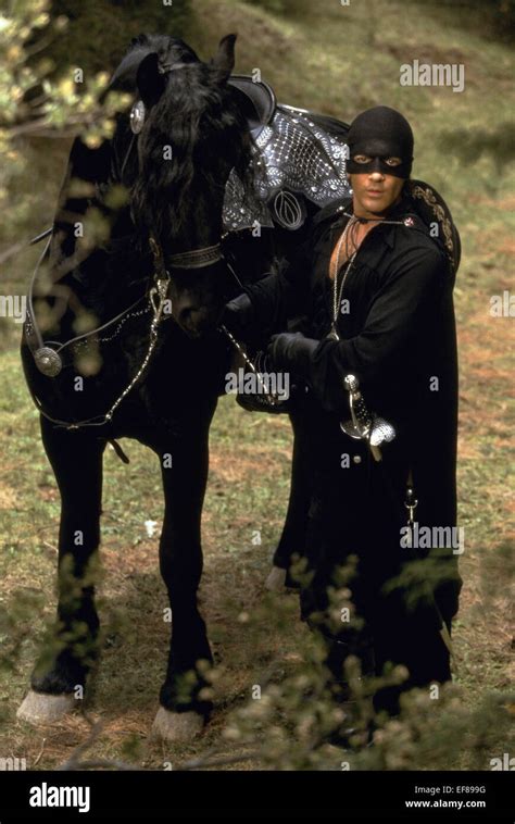 ANTONIO BANDERAS THE MASK OF ZORRO (1998 Stock Photo, Royalty Free ...