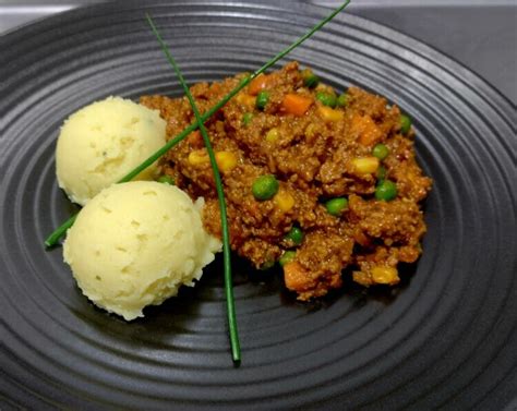 Savoury Mince & Potato Mash - Deliona Foods