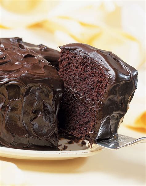 Old-Fashioned Chocolate Cake with Glossy Chocolate Icing Recipe