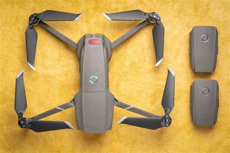 19 Best DJI Mavic 2 Accessories [year] (The Ultimate Guide)