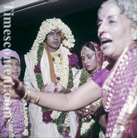 Amitabh And Jaya Bachchan's Wedding Pics - Indiatimes.com