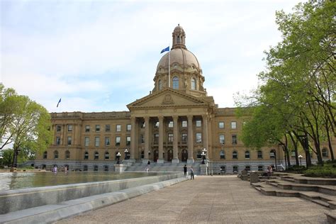 Beautiful Alberta Legislature Building, Edmonton, Alberta,… | Flickr