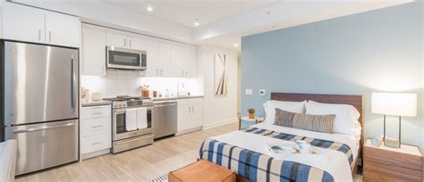 San Francisco Studio, One and Two Bedroom Apartments for Rent | Essex